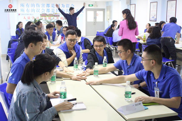 熱烈祝賀德永佳《企業(yè)內(nèi)訓(xùn)師培訓(xùn)TTT》研修課程成功舉辦！