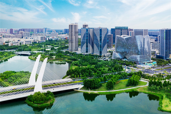 管理咨詢?nèi)绾沃︵嵵萜髽I(yè)實(shí)現(xiàn)市場競爭力的提升？