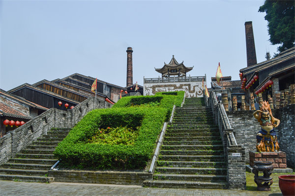 管理咨詢?cè)诜鹕街圃鞓I(yè)轉(zhuǎn)型升級(jí)中扮演何角色？