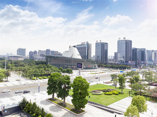東莞企業(yè)成長(zhǎng)路上，管理咨詢?nèi)绾纬蔀榧铀倨鳎? title=