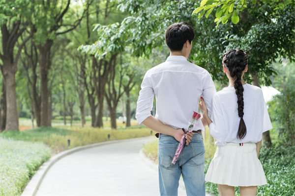 廣東一公司發(fā)錢鼓勵(lì)員工談戀愛，品牌營銷怎么看？