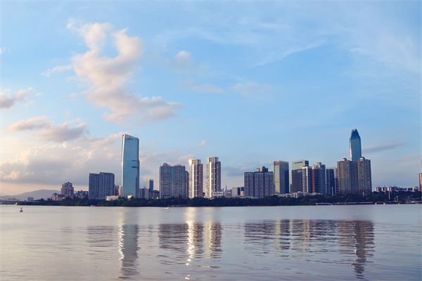 惠州營銷咨詢公司如何為企業(yè)定制創(chuàng)新營銷策略？