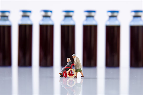 為啥有些老人沉迷購(gòu)買保健品？對(duì)品牌營(yíng)銷有何啟示？
