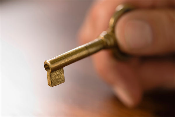 企業(yè)績效持續(xù)低迷，績效咨詢?nèi)绾沃崿F(xiàn)觸底反彈？