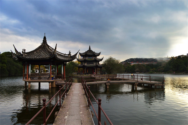預(yù)算超支嚴(yán)重，臺(tái)州預(yù)算管理咨詢公司如何幫企業(yè)精準(zhǔn)控費(fèi)？